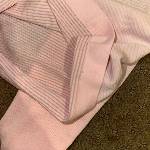 Lululemon Swiftly Tech 2.0 Long Sleeve - Picture 5 of 7